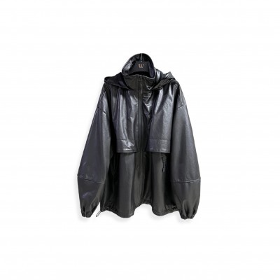 BALENCIAGA LEATHER BOMBER JACKET IN BLACK 